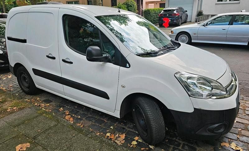 Weiß Gebraucht 2015 Citroën Berlingo Van / Kleinbus | 4.200 € (Superpreis) - Bild 1/4