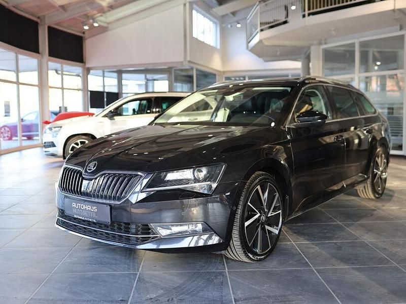 Gebraucht Skoda Superb Style 280 PS (205 kW) 2017 Schwarz Kombi