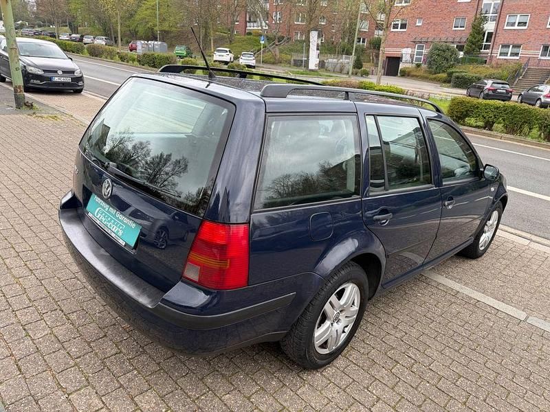 Gebraucht VW Golf IV Basis 101 PS (74 kW) 2004 Blau Kombi