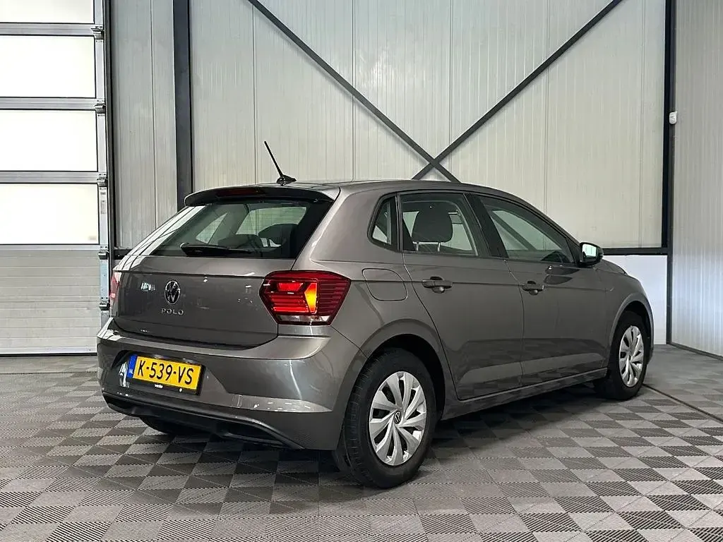 Gebraucht VW Polo Comfortline 95 PS (69 kW) 2021 Grau Kleinwagen