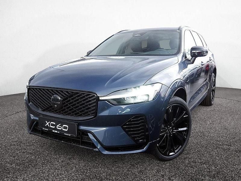 Neu Volvo XC60 Plus 455 PS (334 kW) 2025 Denim blue SUV