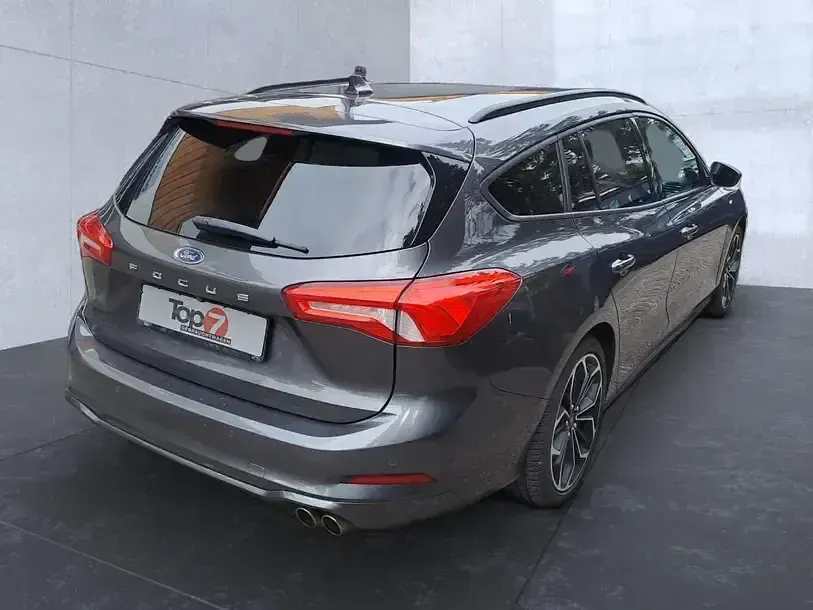 Usata Ford Focus ST-Line 150 CV (110 kW) 2019 Grigio Station wagon