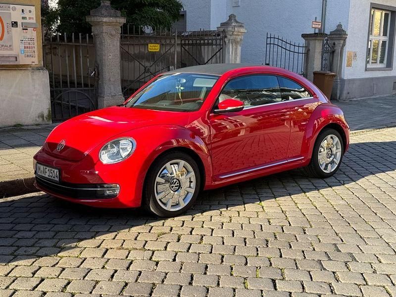 Usata VW Beetle 105 CV (77 kW) 2012 Rosso Utilitaria