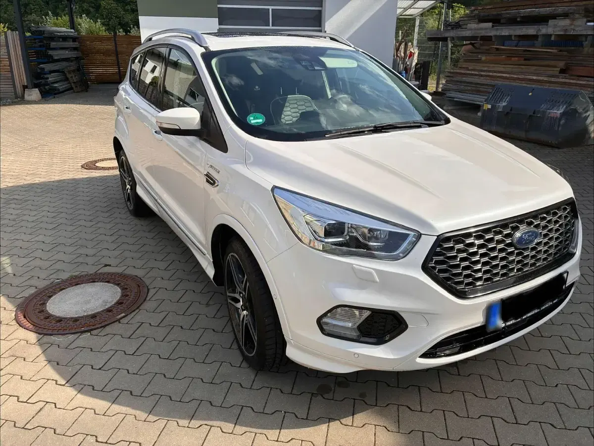 Gebraucht Ford Kuga Vignale 150 PS (110 kW) 2017 Weiß SUV