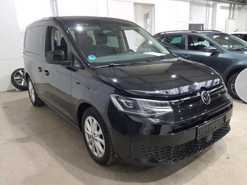 Gebraucht VW Caddy 122 PS (89 kW) 2023 Deep black perleffekt Van / Kleinbus