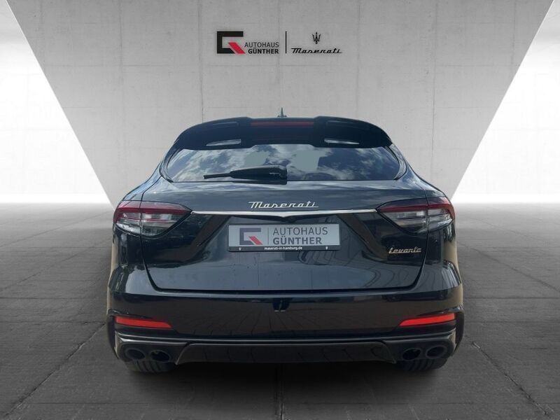 Gebraucht Maserati Levante 581 PS (427 kW) 2023 Nero ribelle SUV