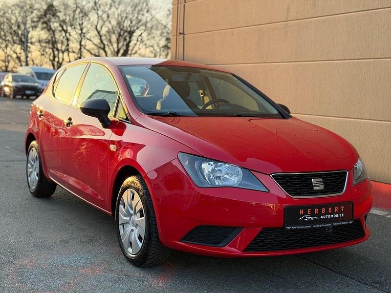 Gebraucht Seat Ibiza Reference 69 PS (50 kW) 2015 Rot Limousine