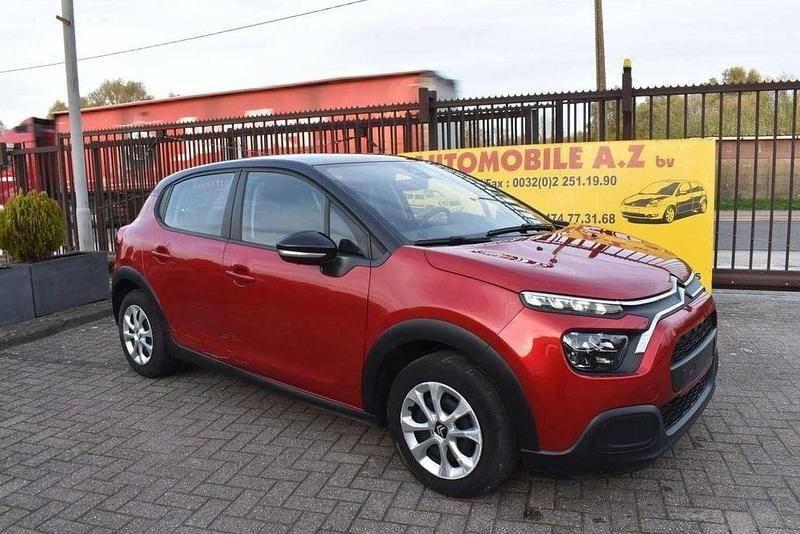 Rot Gebraucht 2017 Citroën C3 Live Limousine | 8.800 € (Etwas zu teuer) - Bild 1/4