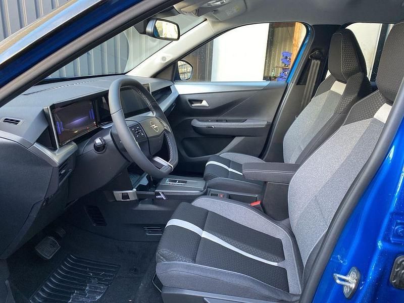 Neu Opel Frontera 110 PS (80 kW) 2025 Blau SUV