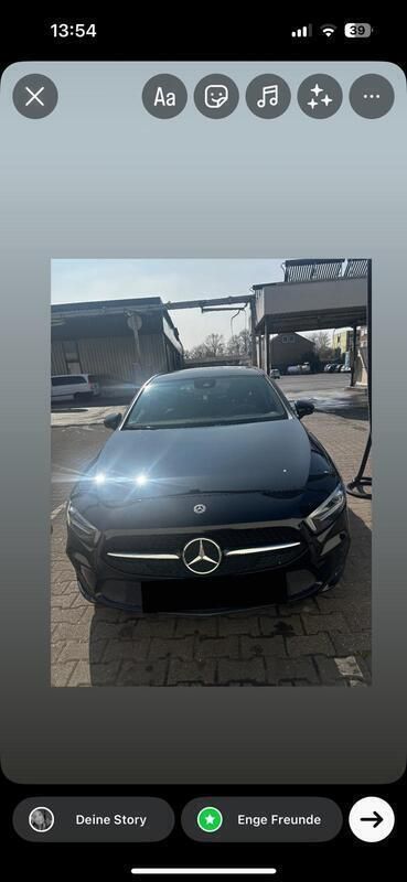 Schwarz Gebraucht 2021 Mercedes A250 Limousine | 26.000 € (Fairer Preis) - Bild 1/4