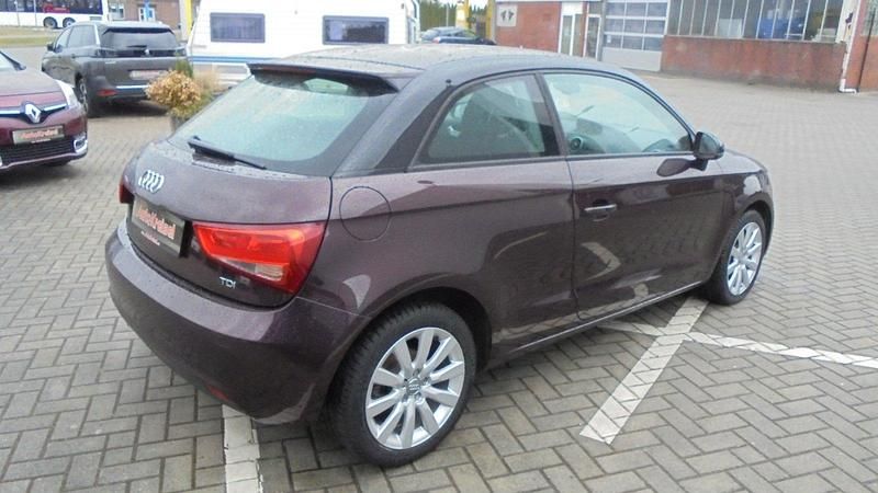 Second-hand Audi A1 Ambition 90 CP (66 kW) 2012 Mov Hatchback