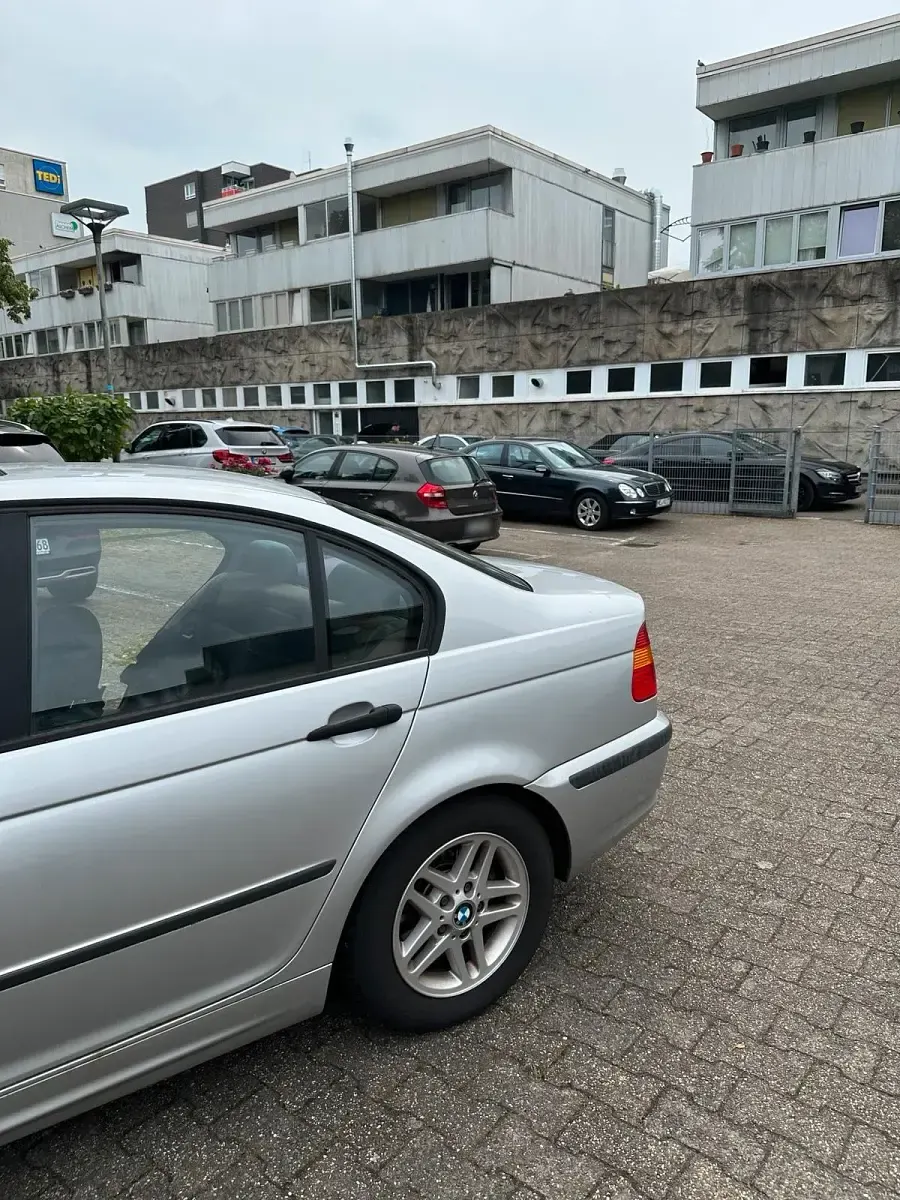 Gebraucht BMW 316 115 PS (84 kW) 2003 Grau Limousine