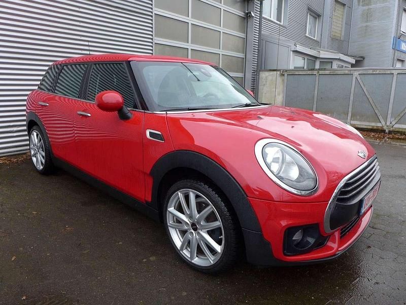 Gebraucht Mini One Clubman 102 PS (75 kW) 2018 Chili (solar) red Kombi