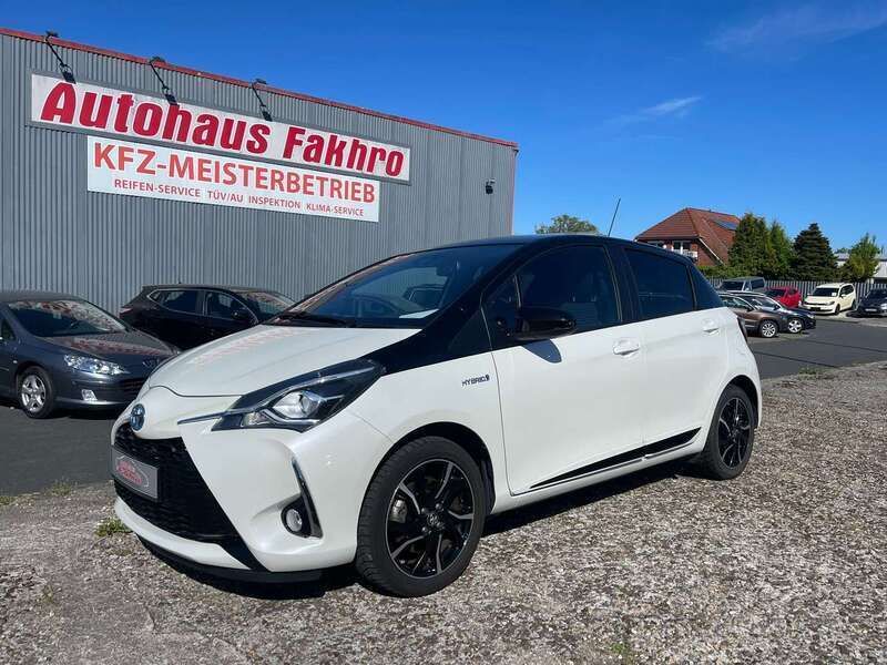 084/209 Gebraucht 2017 Toyota Yaris Hybrid Style Kleinwagen | 14.750 € (Guter Preis) - Bild 1/3