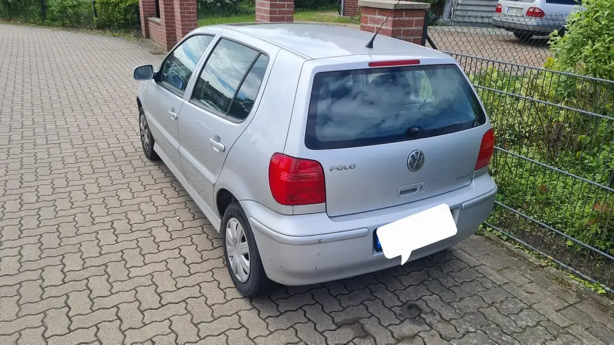 Usata VW Polo 60 CV (44 kW) 2001 Argento Utilitaria