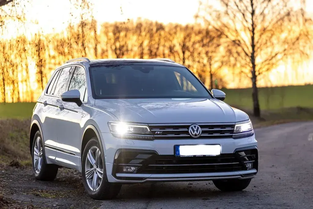 Gebraucht VW Tiguan R-line 239 PS (175 kW) 2018 Weiß SUV