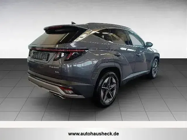 Gebraucht Hyundai Tucson Trend 160 PS (117 kW) 2025 Ecotronic grey / mic SUV