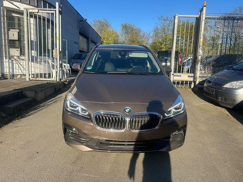 Gebraucht BMW 218 Active Tourer Advantage 140 PS (102 kW) 2020 Beige Van / Kleinbus
