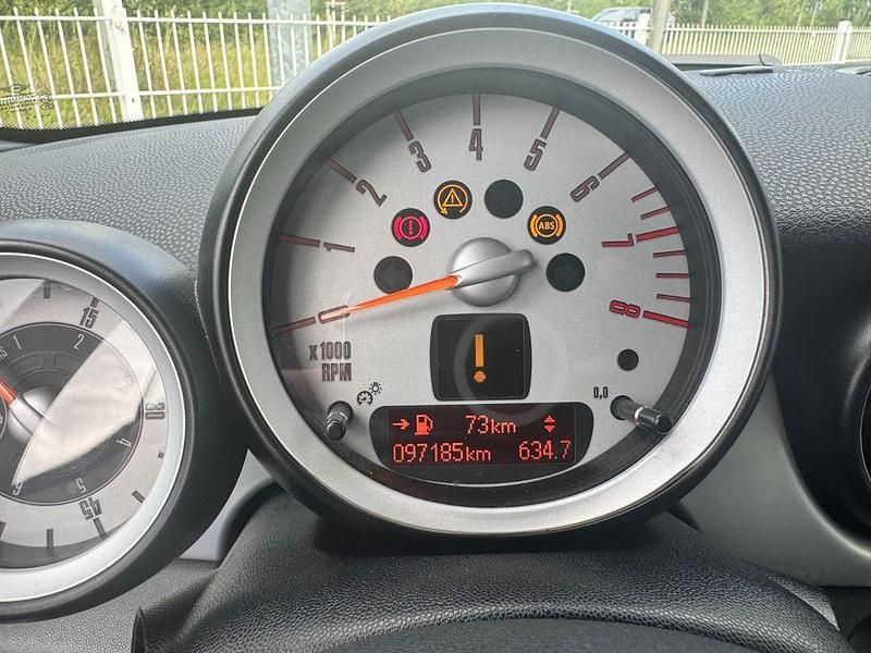 Second-hand Mini One Cabriolet 101 CP (74 kW) 2010 Argintiu Cabrio