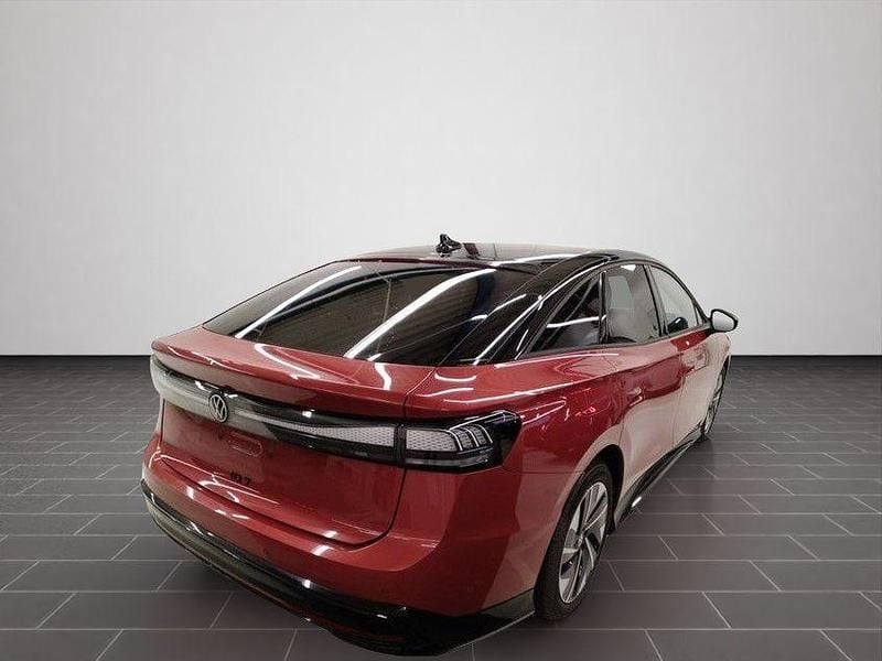 Gebraucht VW ID.7 Pro 210 kW (286 PS) 2025 Kings red metallic schwarz (metallic) Limousine