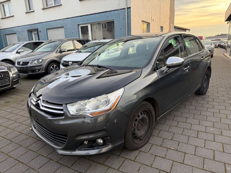 Gebraucht Citroën C4 SELECTION 114 PS (83 kW) 2013 Grau Limousine