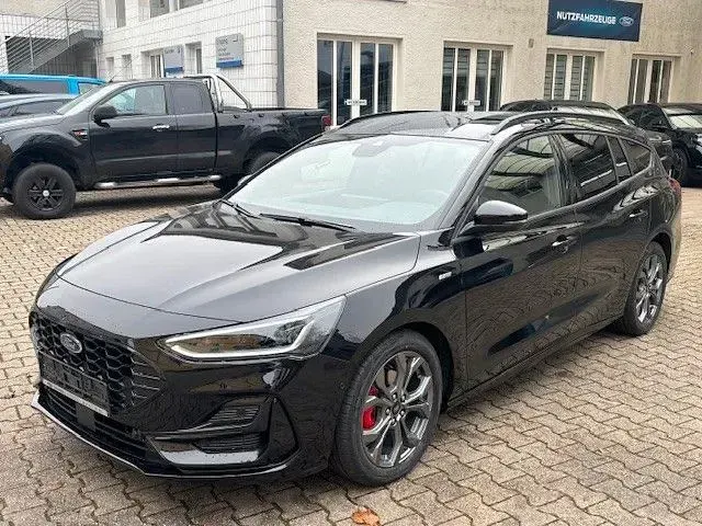 Neu Ford Focus ST-Line X 155 PS (114 kW) 2026 Schwarz Limousine