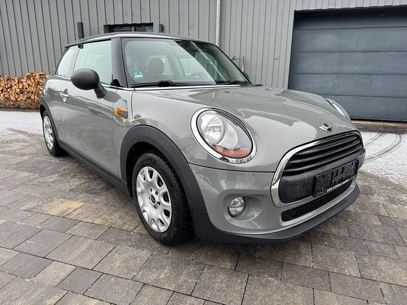 Gebraucht Mini ONE 102 PS (75 kW) 2017 Grau Kleinwagen