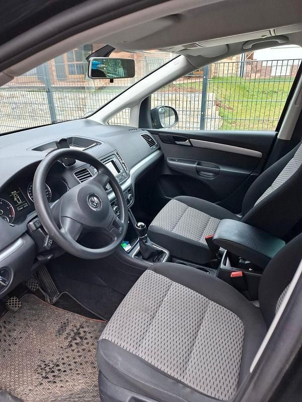 Gebraucht VW Sharan 116 PS (85 kW) 2012 Schwarz Van / Kleinbus