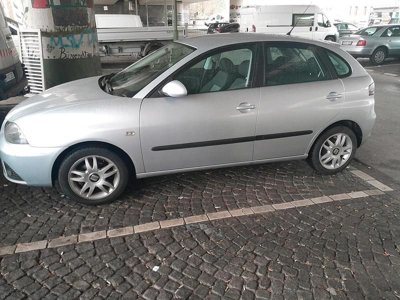 Gebraucht Seat Ibiza 64 PS (47 kW) 2006 Silber Kleinwagen
