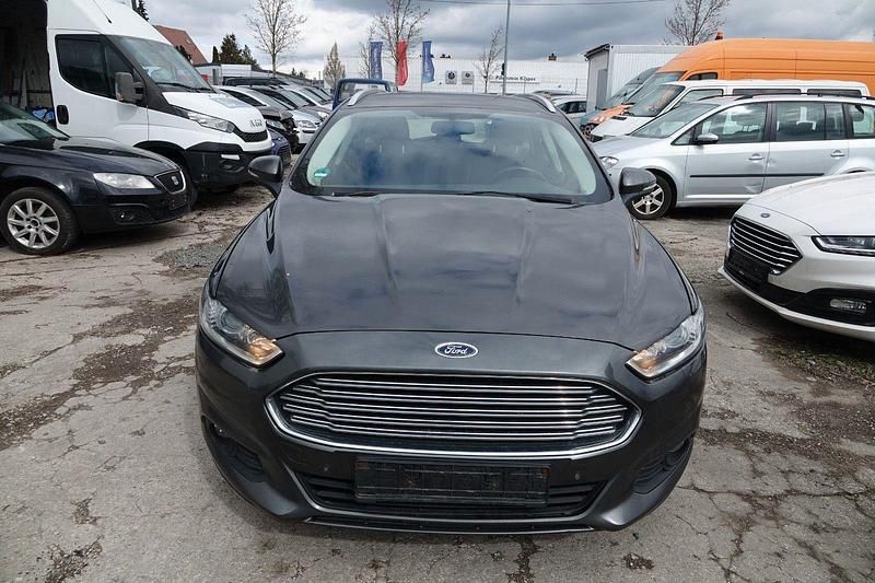 Gebraucht Ford Mondeo 150 PS (110 kW) 2016 Grau Kombi