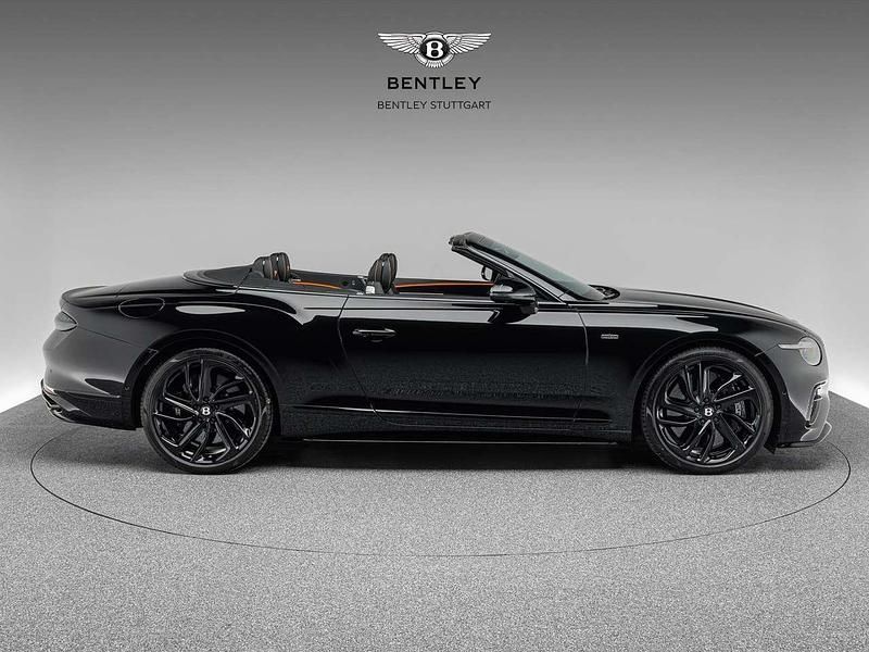 Gebraucht Bentley Continental GT Convertible 782 PS (575 kW) 2024 Black crystal Cabrio