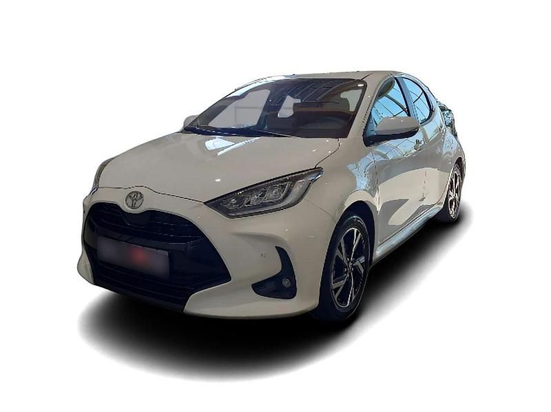 Weiss Neu 2024 Toyota Yaris Hybrid Team Kleinwagen | 26.049 € (Fairer Preis) - Bild 1/4