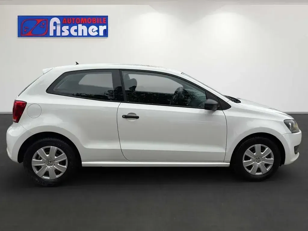 Gebraucht VW Polo Trendline 60 PS (44 kW) 2011 Candyweiß Kleinwagen