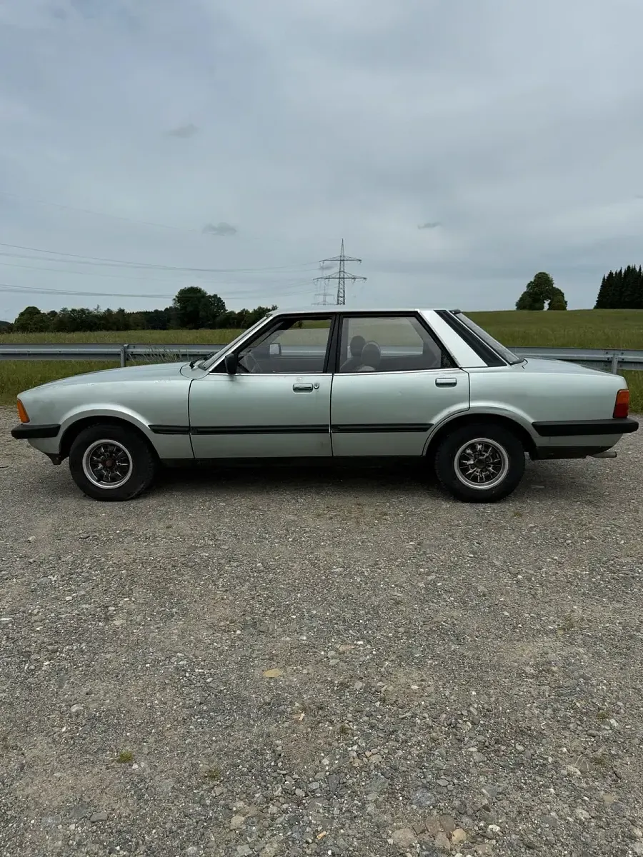 Gebraucht Ford Taunus 73 PS (53 kW) 1982 Grün Limousine