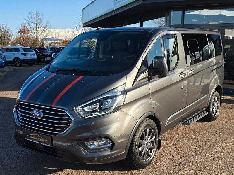 Gebraucht Ford Tourneo 185 PS (136 kW) 2021 Grau Kombi