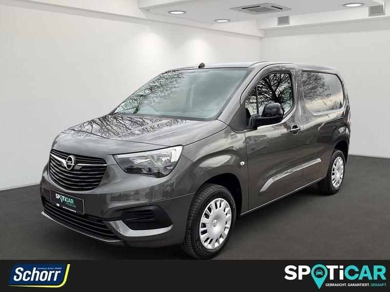Vulkan grau Gebraucht 2024 Opel Combo Van / Kleinbus | 18.560 € (Guter Preis) - Bild 1/1