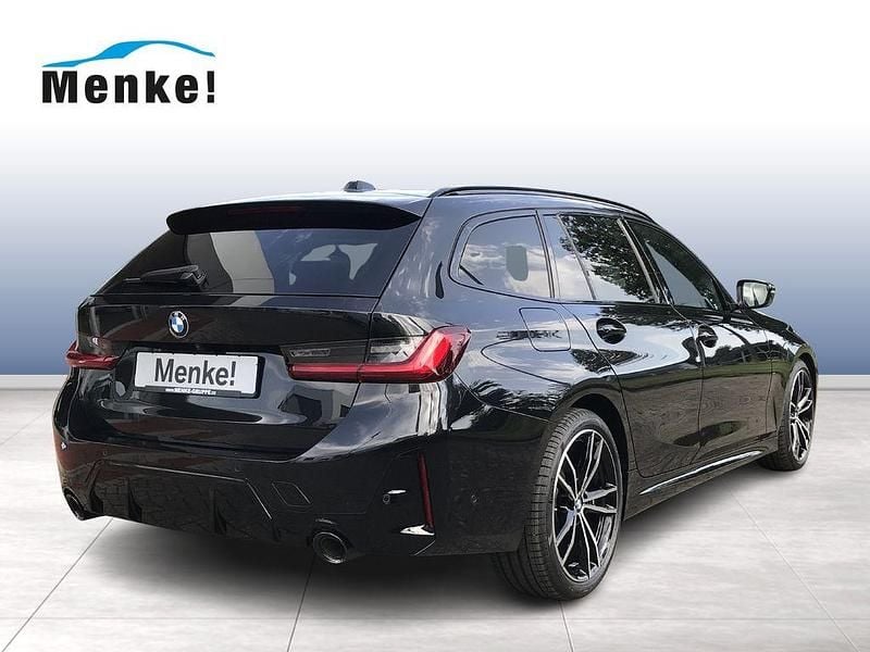 Gebraucht BMW 320 Performance 190 PS (139 kW) 2023 Schwarz Limousine