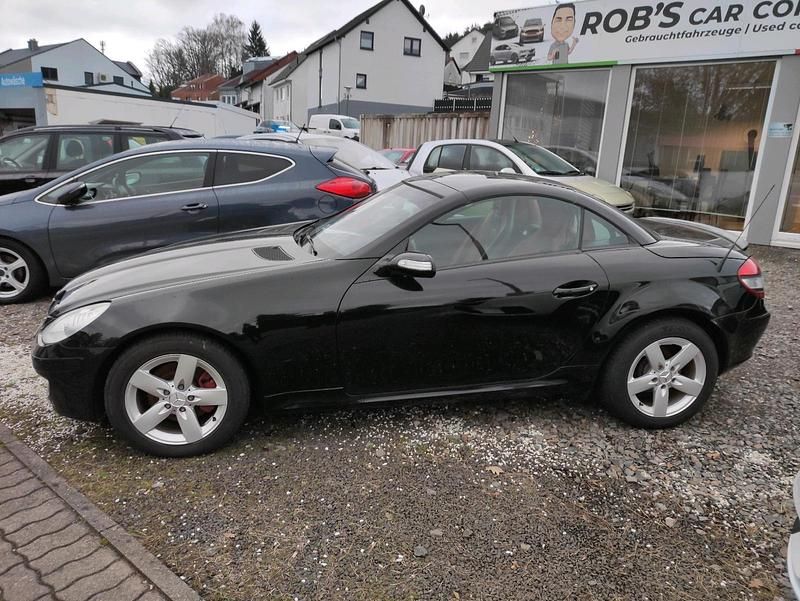 Gebraucht Mercedes SLK280 231 PS (169 kW) 2007 Schwarz Cabrio