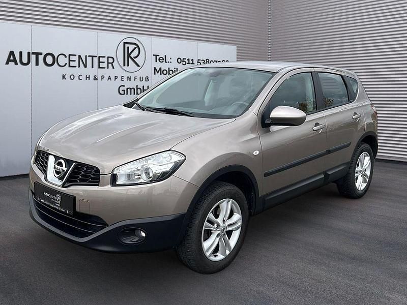 Beige Gebraucht 2011 Nissan Qashqai Acenta SUV | 10.890 € (Teuer) - Bild 1/4
