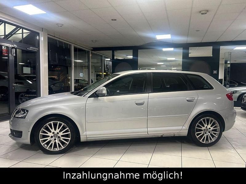 Gebraucht Audi A3 Ambition 105 PS (77 kW) 2010 Silber Kleinwagen