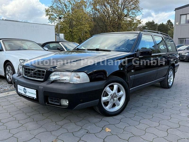Gebraucht Volvo XC70 193 PS (141 kW) 1998 Schwarz Limousine