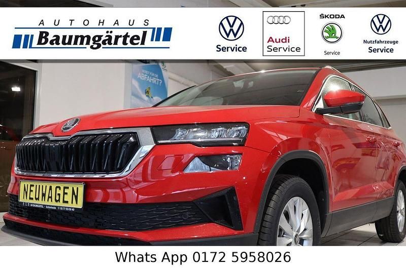 Neu Skoda Karoq Selection 150 PS (110 kW) 2026 Rot SUV