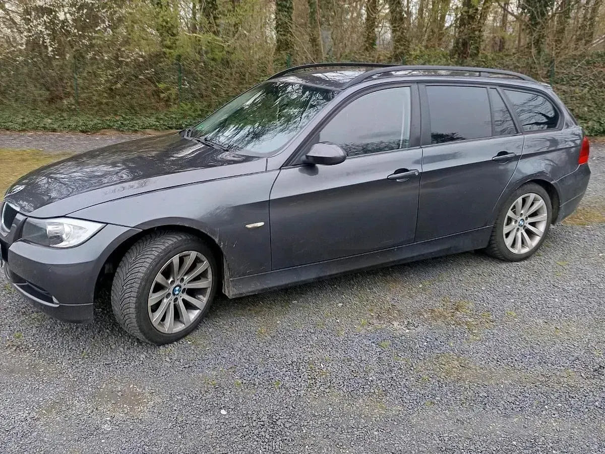Gebraucht BMW 318 125 PS (91 kW) 2007 Silber Kombi