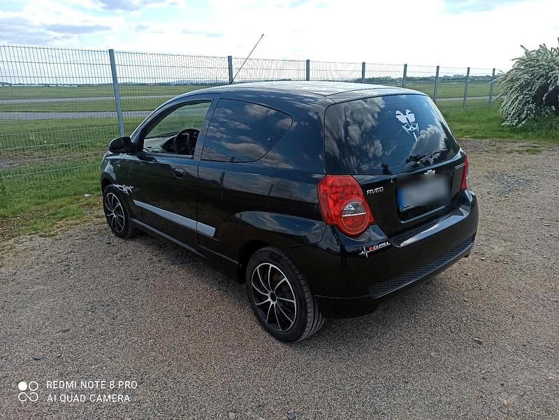 Gebraucht Chevrolet Aveo 85 PS (62 kW) 2009 Schwarz Kleinwagen