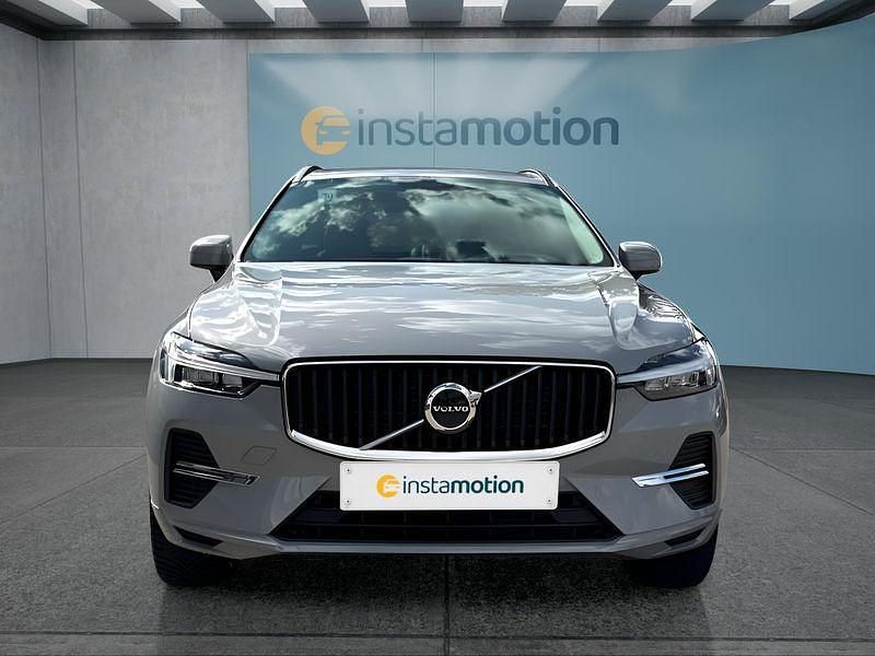 Gebraucht Volvo XC60 Core 250 PS (183 kW) 2024 Grau SUV