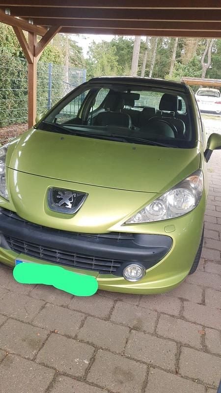 Gebraucht Peugeot 207 110 PS (80 kW) 2006 Grün Kleinwagen