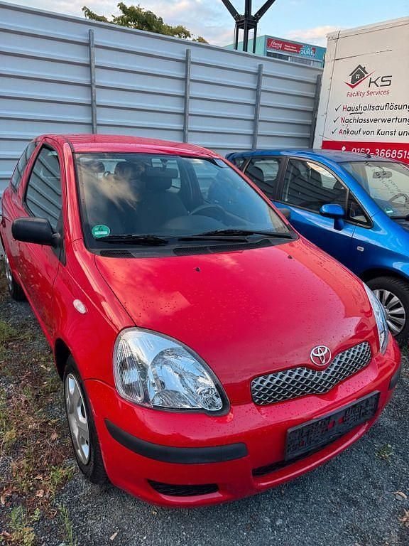 Gebraucht Toyota Yaris 65 PS (47 kW) 2003 Rot Kleinwagen