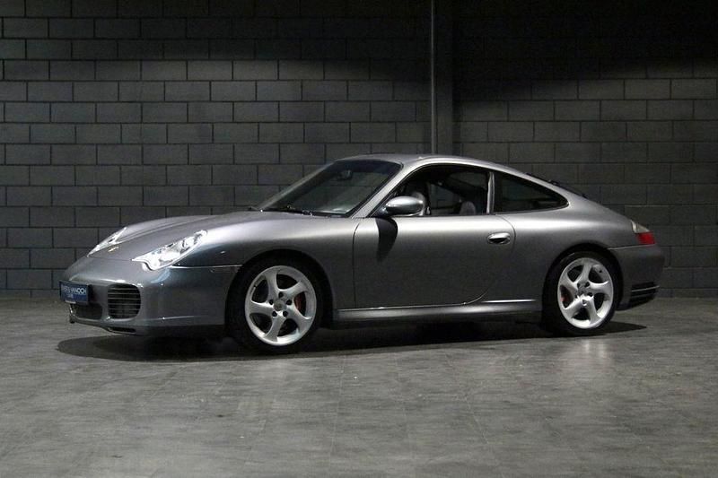 Sealgrau Gebraucht 2003 Porsche 996 Coupé | 39.900 € (Fairer Preis) - Bild 1/4