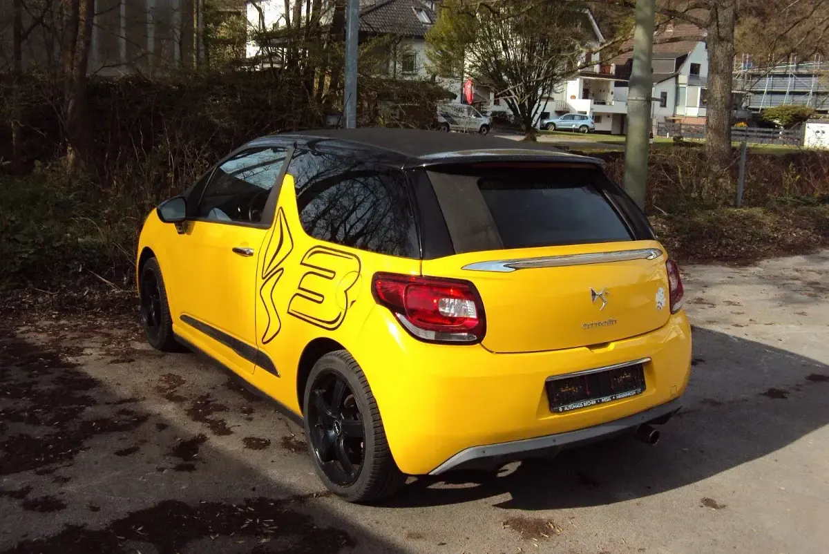 Gebraucht Citroën DS3 Cabriolet So Chic 120 PS (88 kW) 2013 Gelb Cabrio