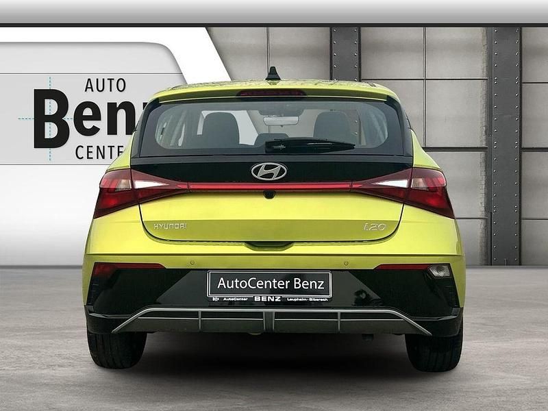 Neu Hyundai i20 Trend 101 PS (74 kW) 2025 Lucid lime Kleinwagen